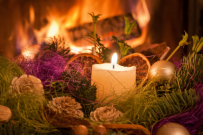 Seasonal Flowers for Your Christmas Table